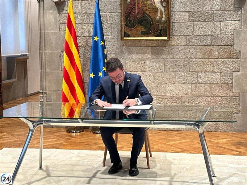 Aragonès fija elecciones para el 12 de mayo con la firma del decreto.