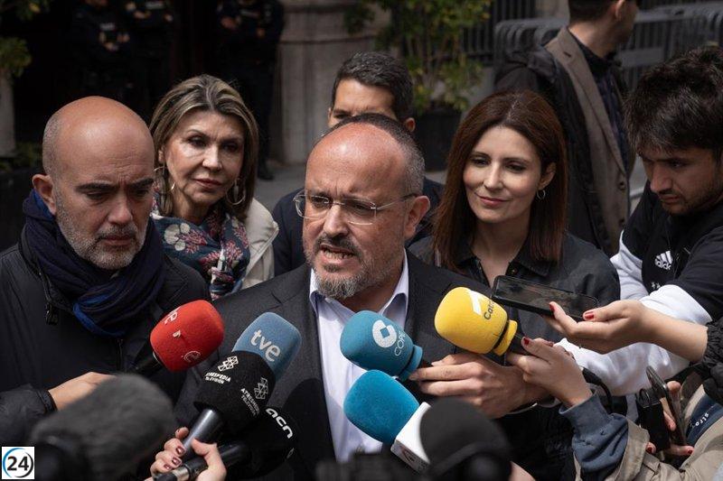 El líder del PP acusa a Sánchez de trivializar la campaña electoral con tácticas propias de un reality show