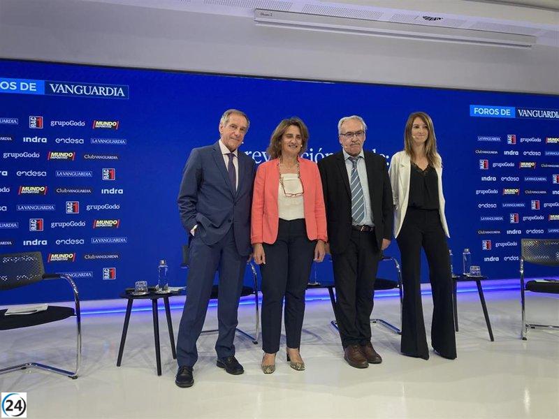 Ribera anuncia la aprobación de desaladoras en Cataluña.