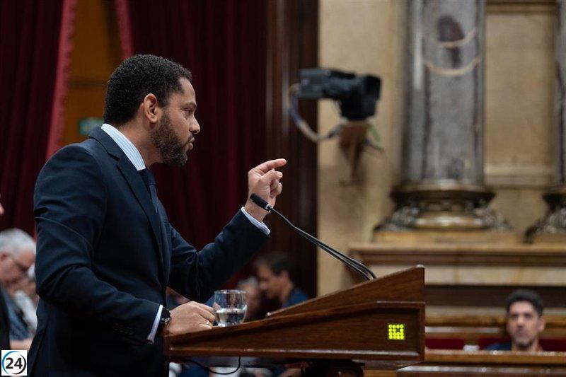 Garriga critica a Feijóo por apoyar la postura confusa de Sánchez sobre migración