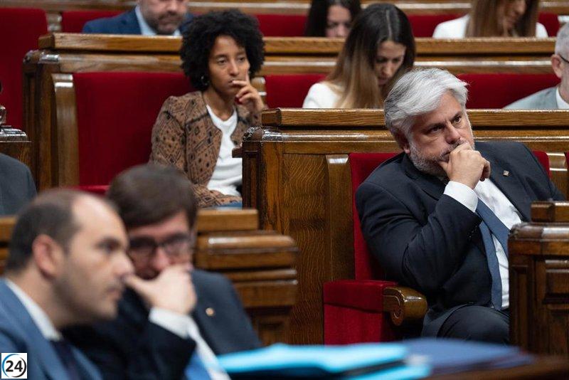 Junts exige concierto económico y amnistía total en el Parlament.