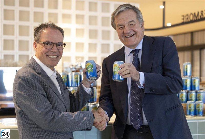 Nestlé y Damm sellan pacto para la producción y distribución de Nestea en España.