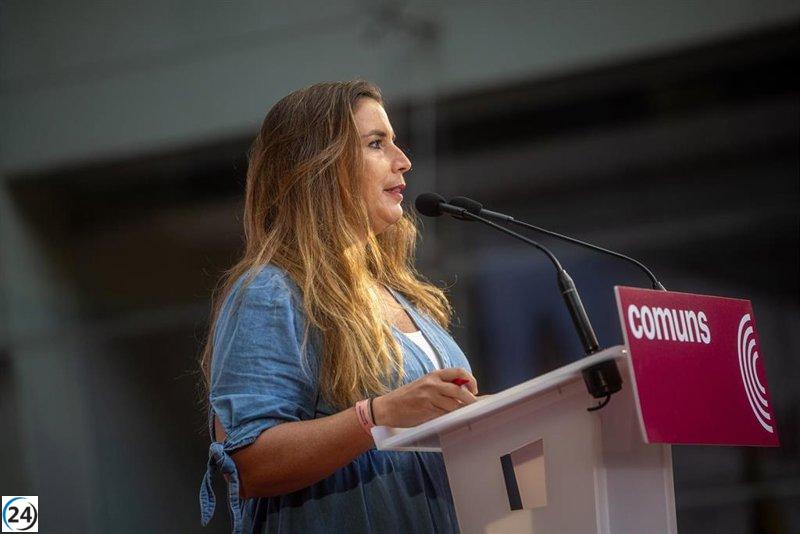 López (Comuns) critica a Junts por facilitar la llegada de Feijóo con la cuestión de confianza.