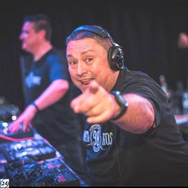 Fallece José María Castells, icónico DJ y productor de la serie 'Max Mix' de los 80 y 90.