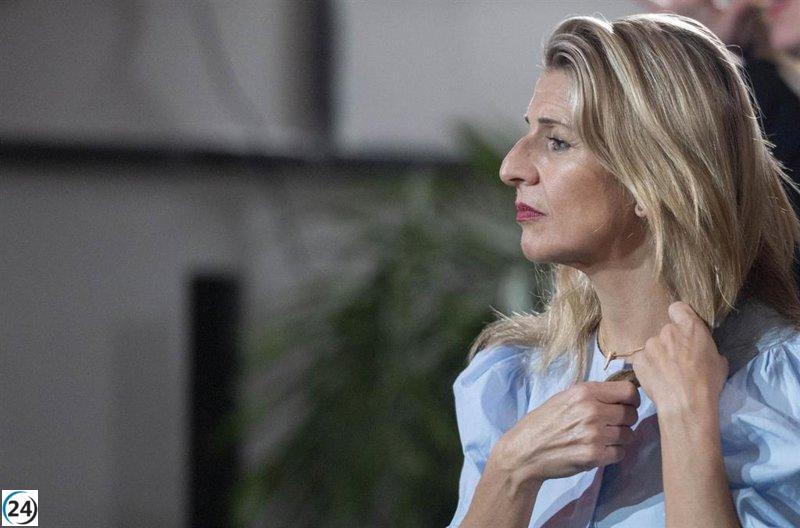 Díaz plantea un aumento de 50 euros en el salario mínimo para el próximo miércoles.