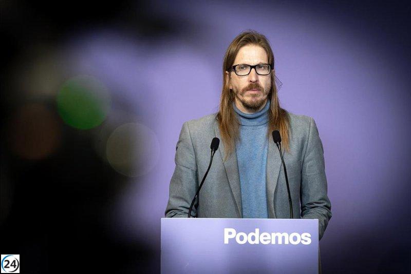 Fernández de Podemos denuncia que el pacto PSOE-Junts sobre inmigración fomenta el racismo regional.