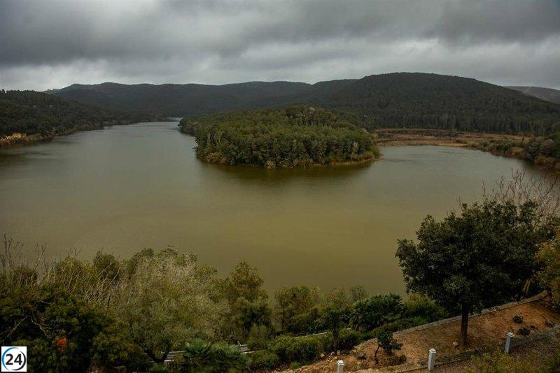 Reservas de embalses en Ter-Llobregat alcanzan el 60%, garantizando suministro para Barcelona y Girona.