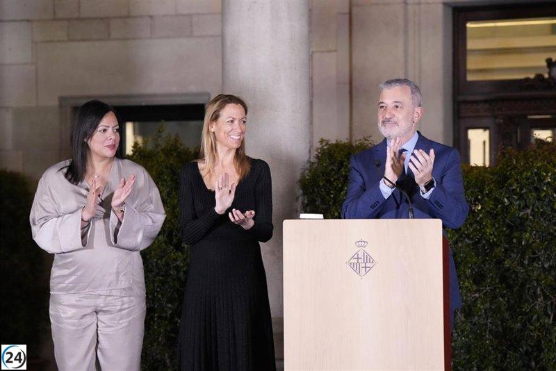 Collboni reconoce la historia y derechos del pueblo gitano en Barcelona tras seis siglos.