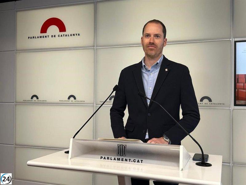 Juan Fernández (PP) propone un pacto para la convivencia lingüística en Cataluña.