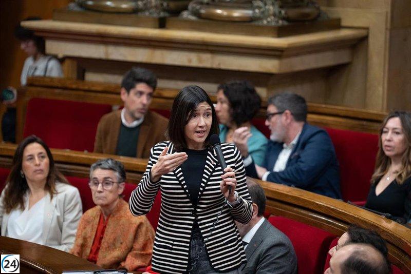 Parlon insiste en mantener el confinamiento tras el incendio tóxico en Vilanova.