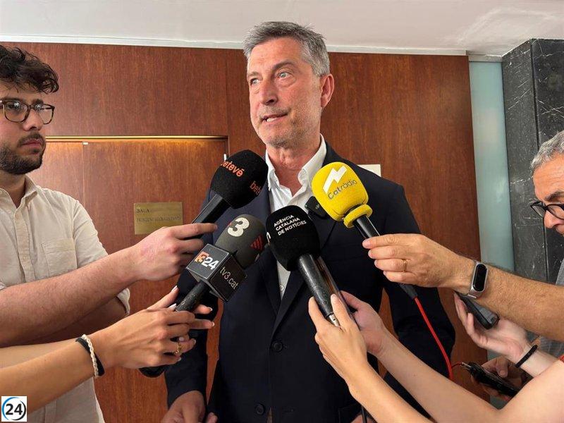 Martí (Junts) critica el informe de Collboni, señalando que su enfoque en el 30% refleja una 