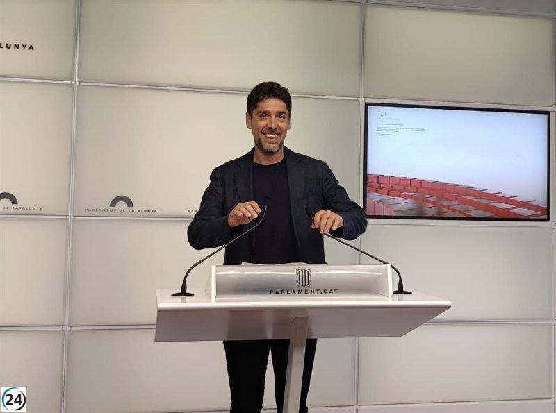 Comuns exige a Junts evitar alianzas con PP y Vox en el Congreso hasta que se respete el catalán.