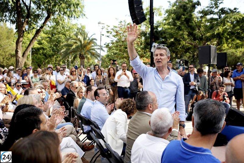 Feijóo rechaza la defensa de Sánchez sobre lenguas cooficiales:
