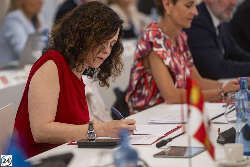 Ayuso se retira de la Conferencia de Presidentes en plena intervención del lehendakari en euskera.