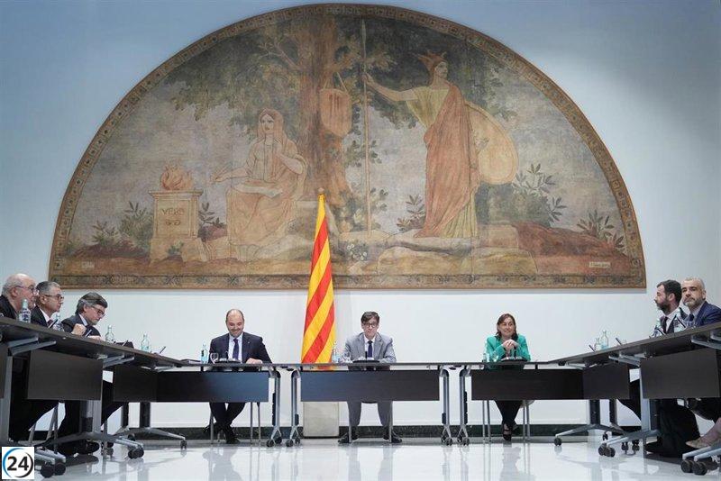 La expansión del Aeropuerto de Barcelona incluirá una nueva pista de 500 metros por 3.200 millones.