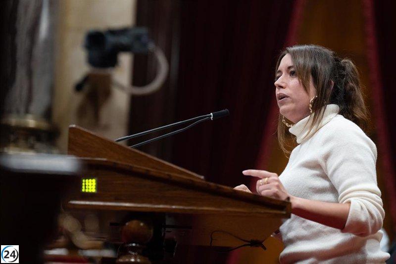 La CUP denuncia que la expansión del Aeropuerto evite el control parlamentario y se decida en un evento de Esade.