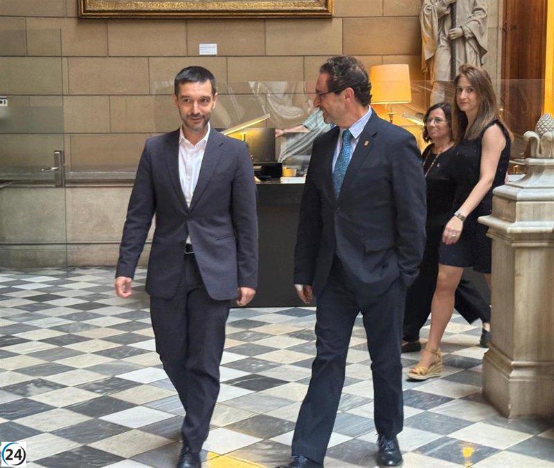 Bustinduy contrarresta a Trump: 