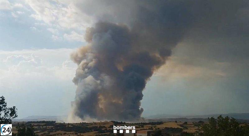 Aumenta el estado de emergencia por incendios en Torrefeta y Sanaüja, con 1.040 hectáreas arrasadas.
