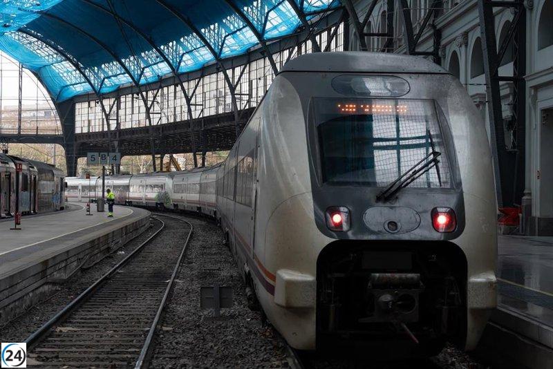 Renfe activará 77 servicios de autobús entre Sant Vicenç y El Vendrell este fin de semana.