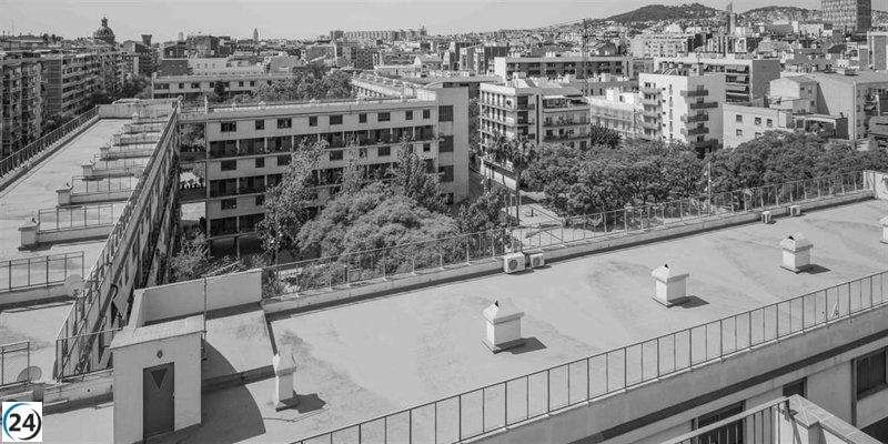 La Casa Bloc de Barcelona, protagonista de una exposición fotográfica en el Disseny Hub.