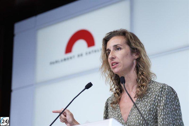 Estrada (CUP) alerta sobre persistentes fallos en la asignación de plazas docentes.