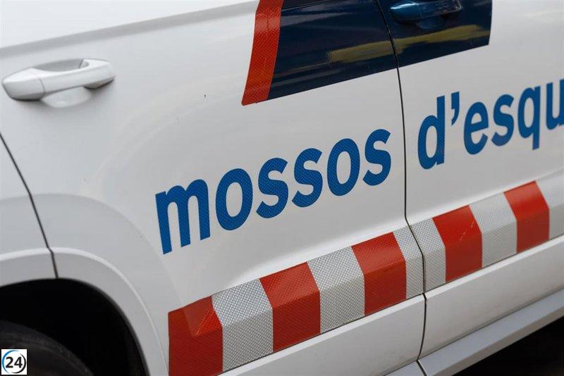 Policía de Montornès del Vallès neutraliza a atacante armado en su comisaría.