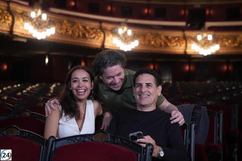 Dudamel presenta una versión clásica de 'West Side Story' en el Liceu, junto a Sierra y Flórez.