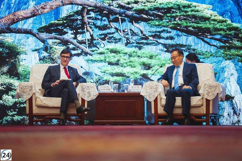 Illa sostiene encuentro con líder del Partido Comunista en China.