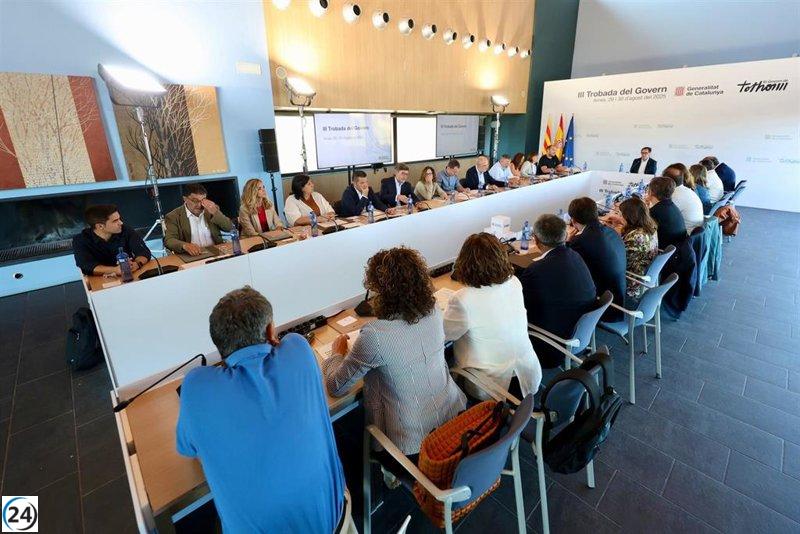 El Govern celebra su segundo día de reunión en Arnes, Tarragona.