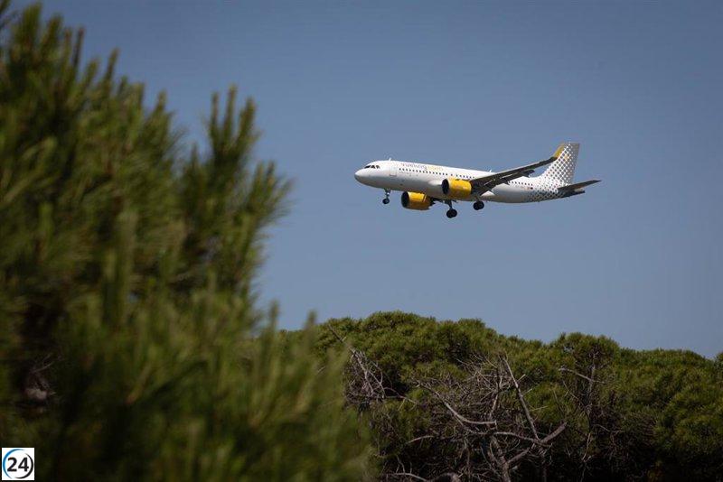 Vueling expande su servicio invernal en Santiago y Tenerife con 1,5 millones de asientos disponibles.