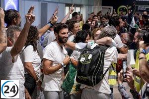 El Gobierno asegura que los 28 españoles de la Flotilla regresan a casa este lunes desde Israel.