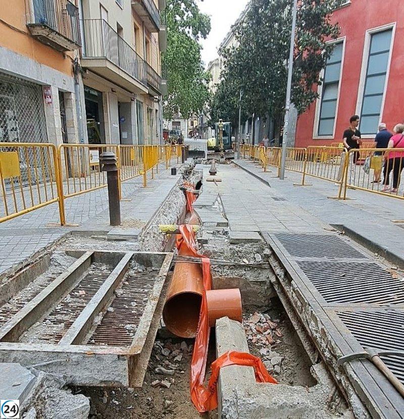 Endesa moderniza la red eléctrica en cinco barrios de Girona para optimizar el servicio.