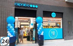 Caprabo inaugura un nuevo supermercado en Sabadell, Barcelona.