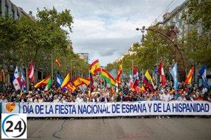 Cerca de 3.700 asistentes se manifiestan en Barcelona por el 12 de octubre.