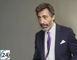 Juan del Val se alza con el Premio Planeta 2025 por su novela romántica 'Vera'.
