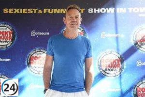 Jason Donovan se presenta en el musical 'The Rocky Horror Show' en Barcelona.