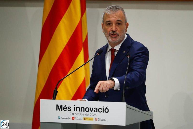Collboni rinde homenaje a Permanyer, un auténtico cronista y defensor de Barcelona.