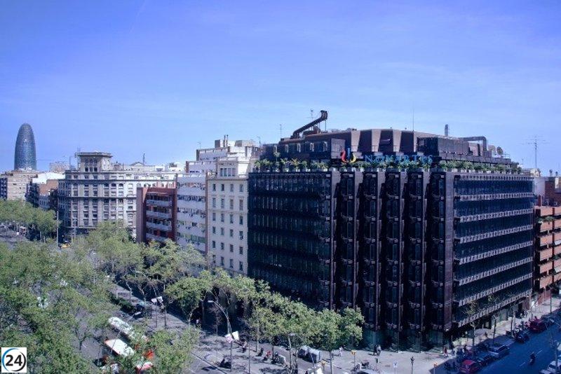 InmoCaixa evalúa adquirir la oficina central de Novartis en Barcelona.