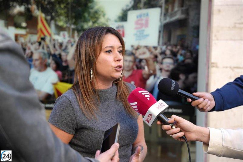 Vega (CUP) exige al Govern vetar la adquisición de viviendas por especuladores.