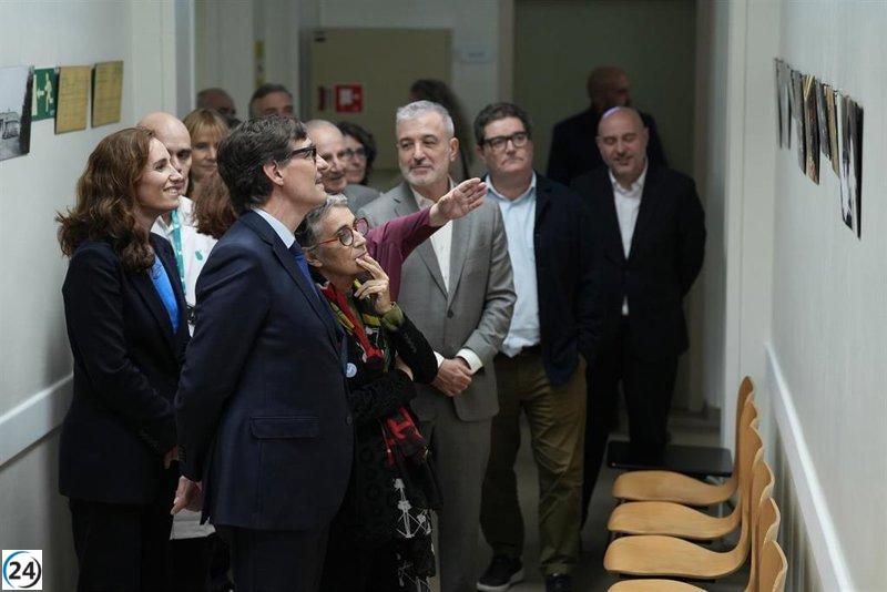 Inauguran el CAP Les Corts en Barcelona en homenaje a Ernest Lluch, víctima de ETA hace 25 años.