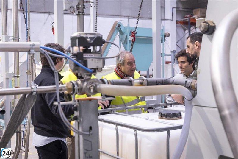 Hereu subraya el compromiso del Gobierno con la innovación y la economía circular durante su visita a Dapibus.