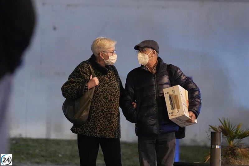 Cataluña extenderá por 15 días la obligatoriedad de mascarillas en hospitales ante la gripe.