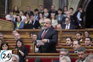 Fernández (PP) insta a Illa a reconsiderar su postura tras cuestionamientos sobre la falta de fondos en la educación concertada.