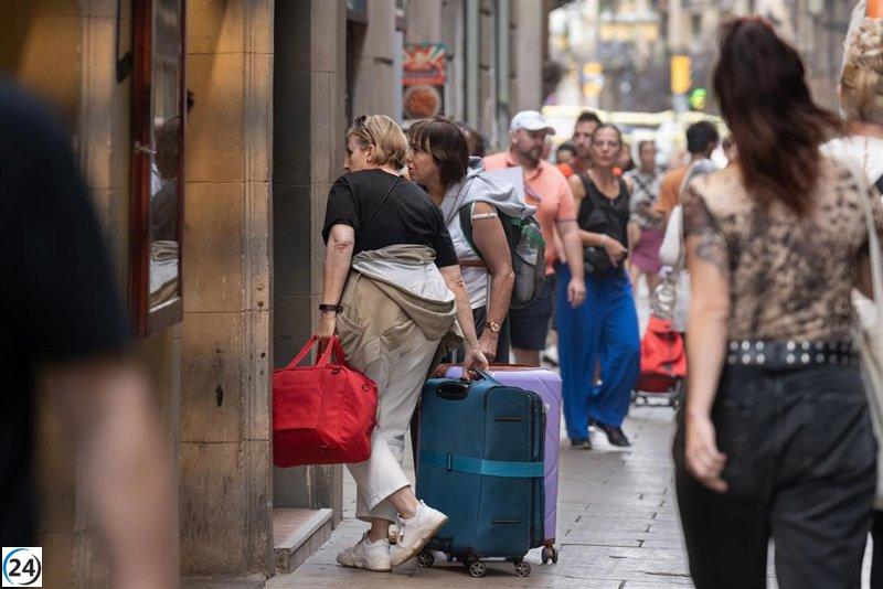 Aumento del 2,5% en hospedajes hoteleros en Catalunya durante noviembre.