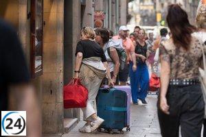 Aumento del 2,5% en hospedajes hoteleros en Catalunya durante noviembre.