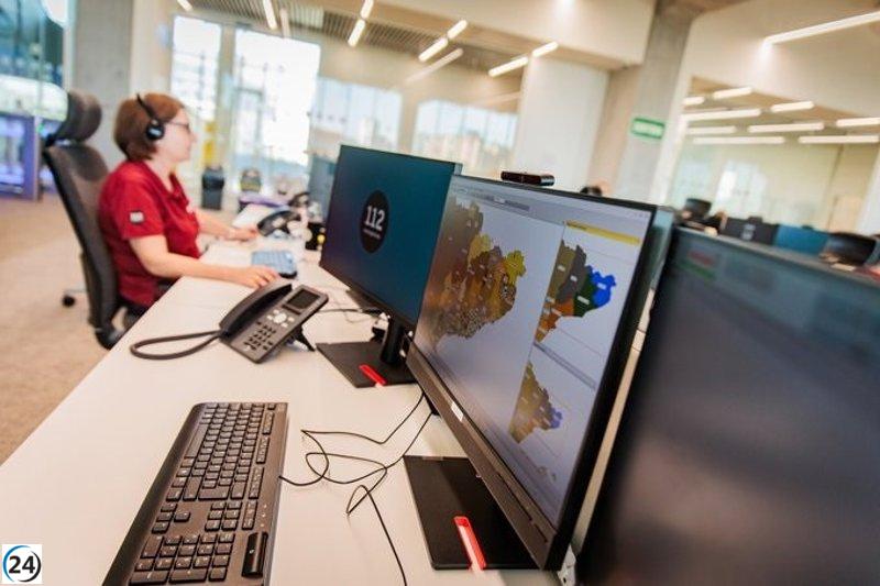 Tren detenido en Fornells de la Selva por árbol caído en las vías, sin daños personales.