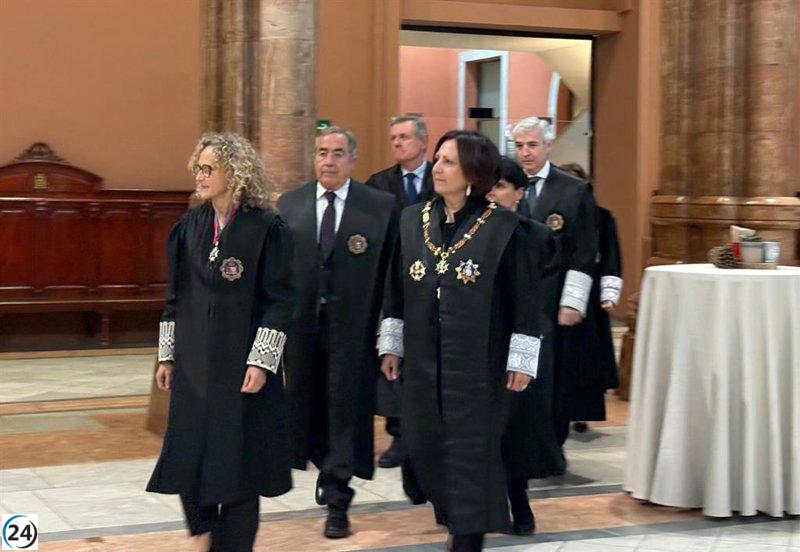 Peramato exige a los nuevos fiscales de Catalunya que actúen con honestidad y generen confianza en la ciudadanía.