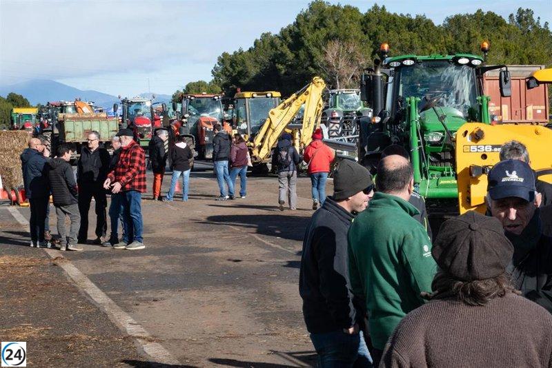 Aecoc urge a que las manifestaciones agrícolas no interrumpan el libre movimiento de bienes y ciudadanos.