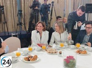 Colau critica a Collboni del PSC por distanciarse de BComú y lo ubica como segundo lugar de Trias.