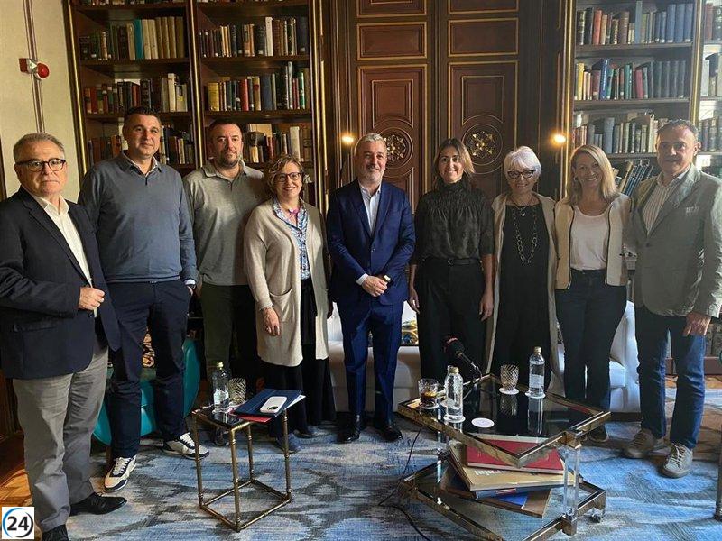 Collboni (PSC) propone una nueva tasa de terrazas que no sea confiscatoria.